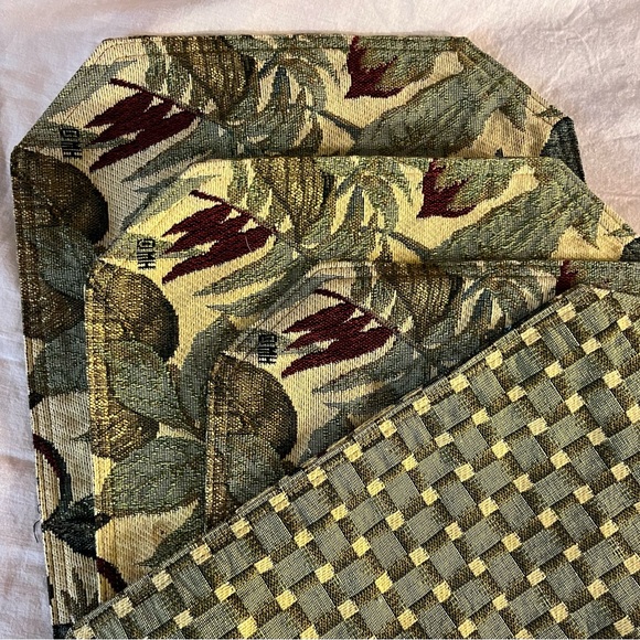 Set 4 reversible Placemats Seasonal Holiday - Picture 3 of 5